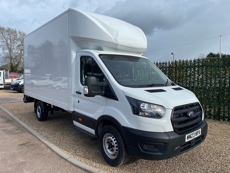 Ford 350 2.0 EcoBlue Leader L4 XLWB LUTON VAN TAIL LIFT - WHITE