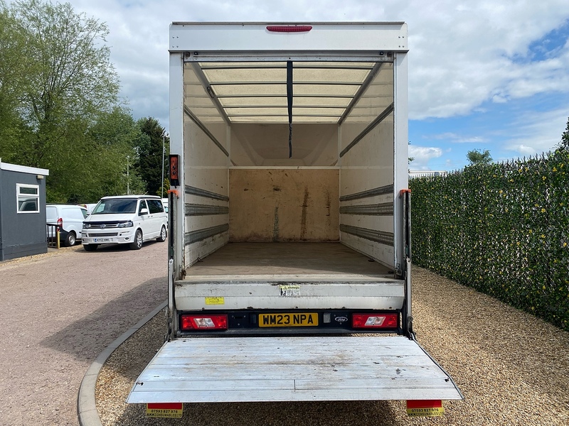 Ford 350 2.0 EcoBlue Leader L4 XLWB LUTON VAN TAIL LIFT - WHITE