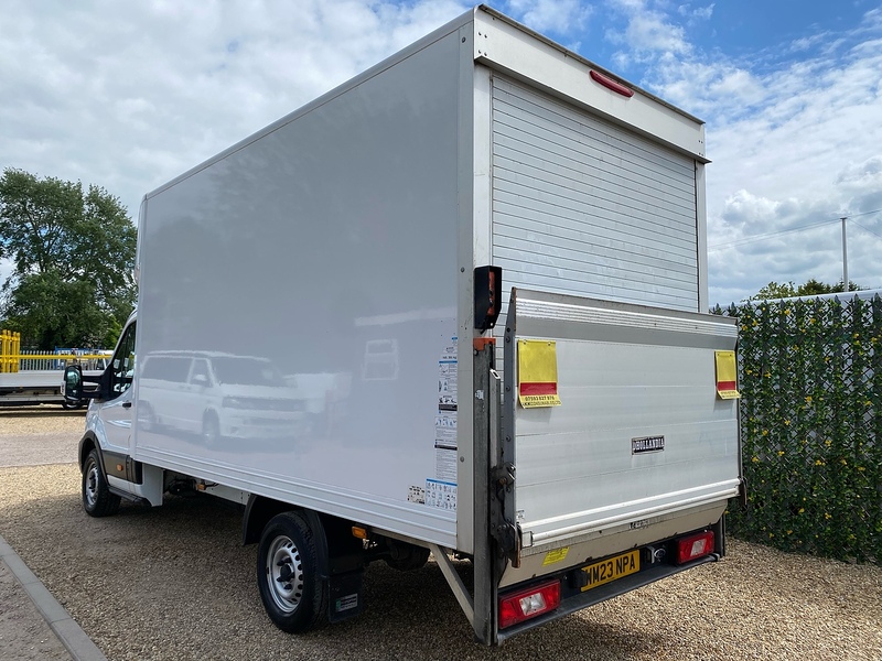 Ford 350 2.0 EcoBlue Leader L4 XLWB LUTON VAN TAIL LIFT - WHITE