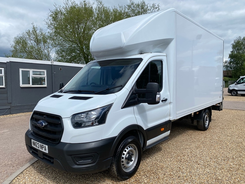 Ford 350 2.0 EcoBlue Leader L4 XLWB LUTON VAN TAIL LIFT - WHITE