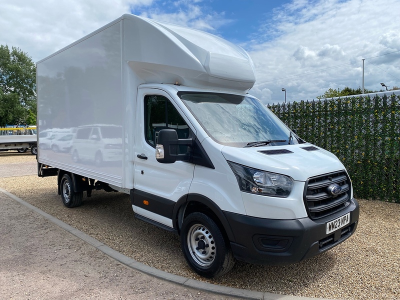 Ford 350 2.0 EcoBlue Leader L4 XLWB LUTON VAN TAIL LIFT - WHITE