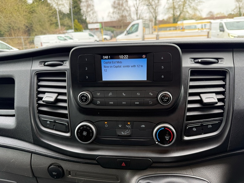 Ford 2.0 350 EcoBlue Leader L4 XLWB DROPSIDE TAIL LIFT - WHITE