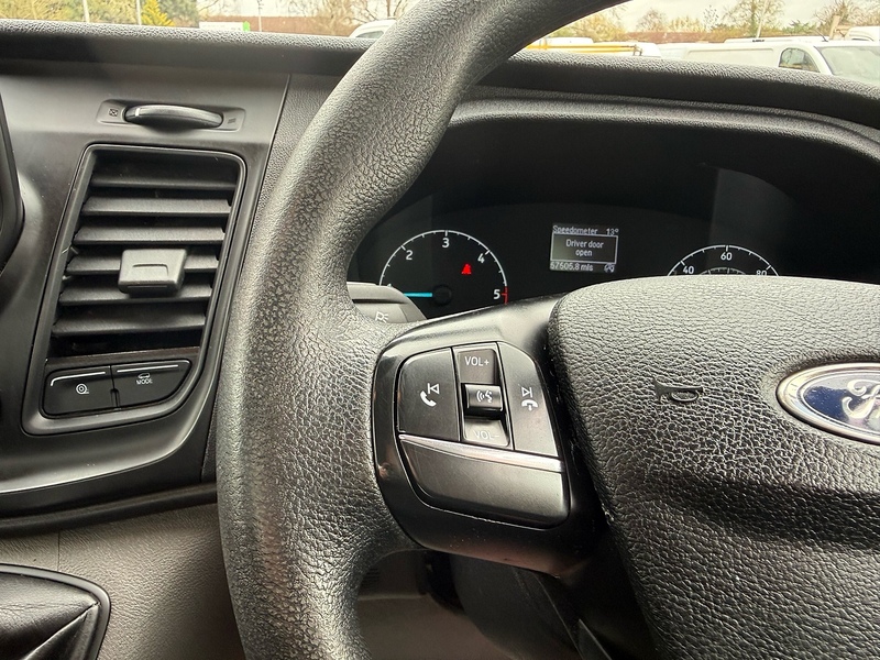 Ford 2.0 350 EcoBlue Leader L4 XLWB DROPSIDE TAIL LIFT - WHITE