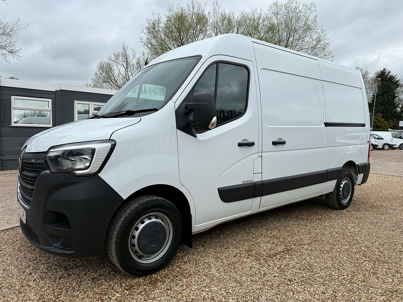 Renault dCi 35 Business 2.3 L2 H2 MWB PANEL VAN - WHITE