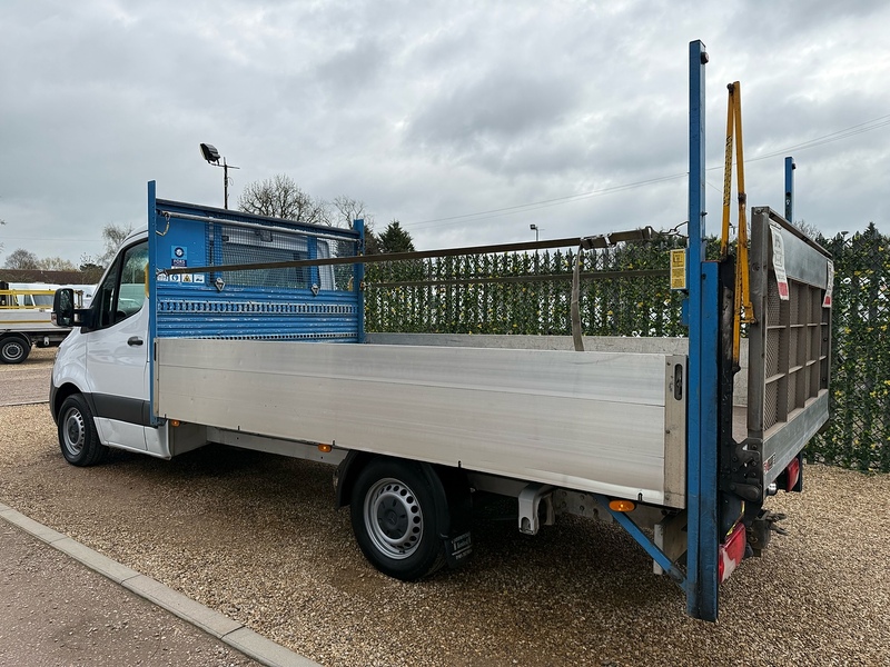 Mercedes-Benz 314 2.1 CDI Progressive L3 DROPSIDE TAIL LIFT - WHITE
