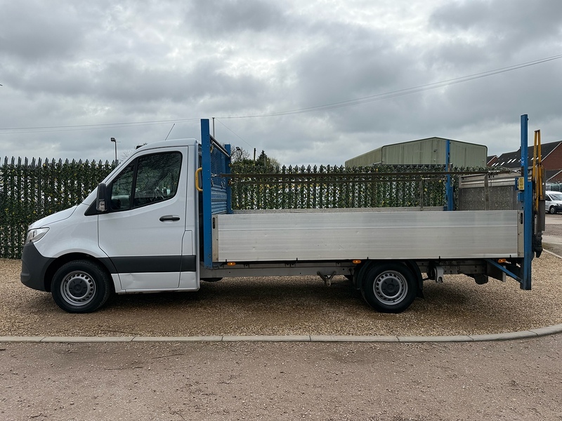 Mercedes-Benz 314 2.1 CDI Progressive L3 DROPSIDE TAIL LIFT - WHITE