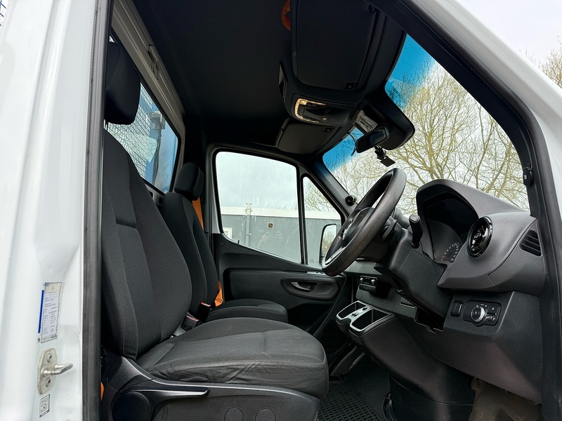 Mercedes-Benz 314 2.1 CDI Progressive L3 DROPSIDE TAIL LIFT - WHITE
