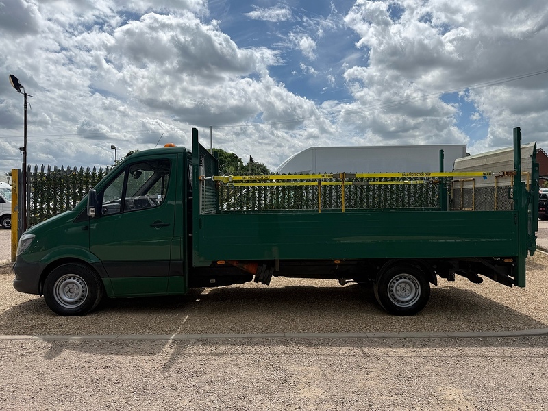 Mercedes-Benz 313 2.1CDI LWB Dropside Tail Lift