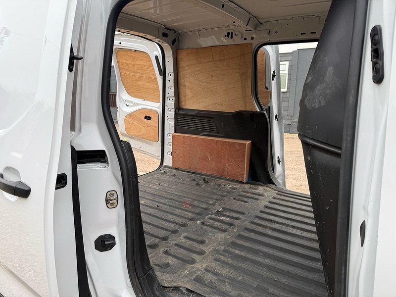 Toyota 1.5 BlueHDi Icon L1 H1 SWB PANEL VAN - WHITE
