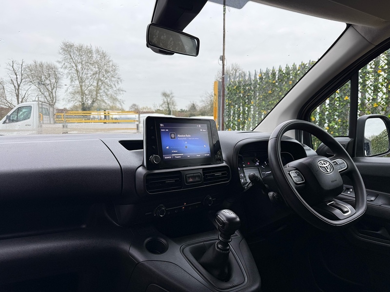 Toyota 1.5 BlueHDi Icon L1 H1 SWB PANEL VAN - WHITE