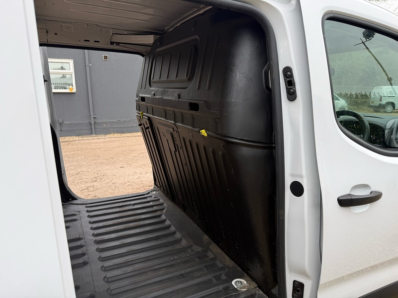 Toyota BlueHDi Icon Short Panel Van 5dr Diesel Manual SWB Euro 6 (s/s) (100 bhp) L1 1.5 5dr Panel Van Manual Diesel