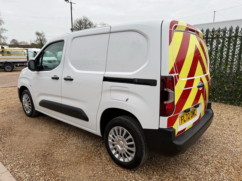 Toyota BlueHDi Icon Short Panel Van 5dr Diesel Manual SWB Euro 6 (s/s) (100 bhp) L1 1.5 5dr Panel Van Manual Diesel