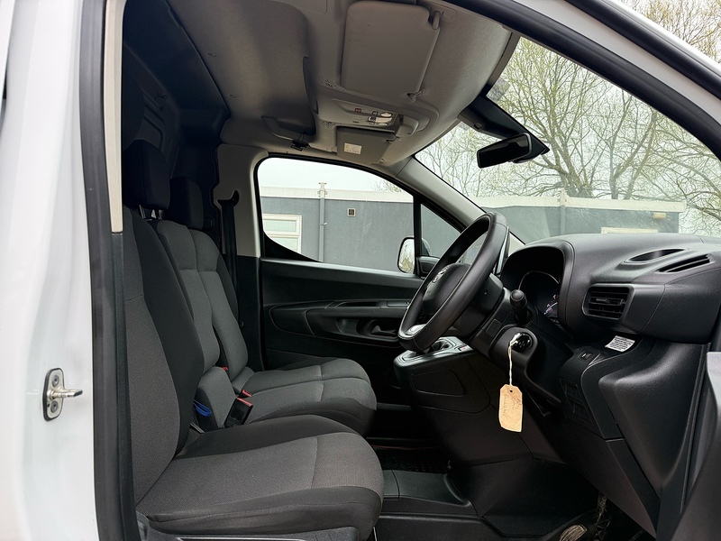 Toyota BlueHDi Icon Short Panel Van 5dr Diesel Manual SWB Euro 6 (s/s) (100 bhp) L1 1.5 5dr Panel Van Manual Diesel