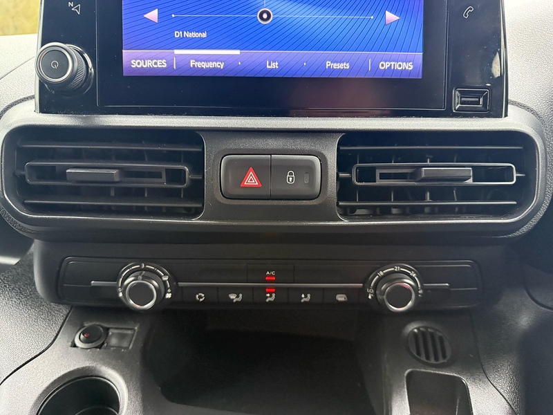 Toyota BlueHDi Icon Short Panel Van 5dr Diesel Manual SWB Euro 6 (s/s) (100 bhp) L1 1.5 5dr Panel Van Manual Diesel