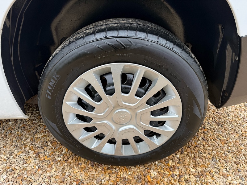 Toyota BlueHDi Icon Short Panel Van 5dr Diesel Manual SWB Euro 6 (s/s) (100 bhp) L1 1.5 5dr Panel Van Manual Diesel
