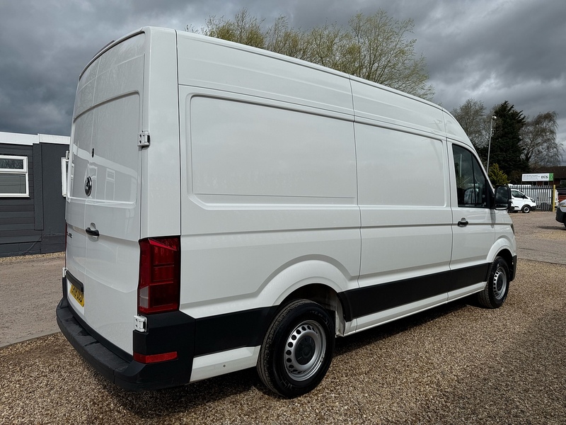 Volkswagen 2.0 TDi CR30 Startline L2 H3 MWB PANEL VAN - WHITE 2.0 5dr Panel Van Manual Diesel