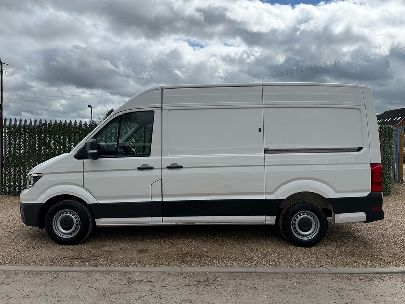 Volkswagen 2.0 TDi CR30 Startline L2 H3 MWB PANEL VAN - WHITE 2.0 5dr Panel Van Manual Diesel