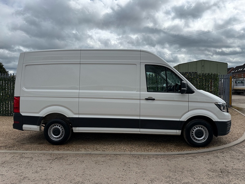Volkswagen 2.0 TDi CR30 Startline L2 H3 MWB PANEL VAN - WHITE 2.0 5dr Panel Van Manual Diesel