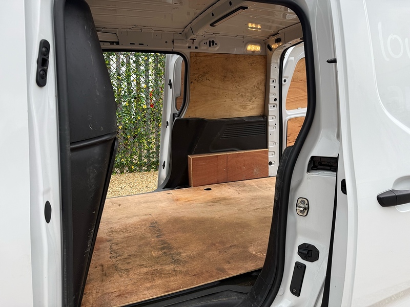 Toyota 1.5 BlueHDi Icon L1 H1 SWB PANEL VAN - WHITE