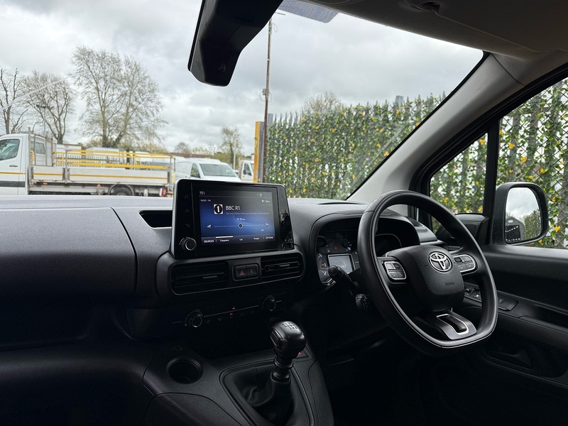 Toyota 1.5 BlueHDi Icon L1 H1 SWB PANEL VAN - WHITE