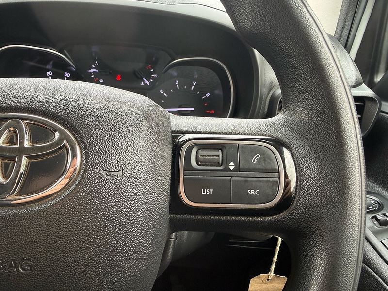 Toyota 1.5 BlueHDi Icon L1 H1 SWB PANEL VAN - WHITE