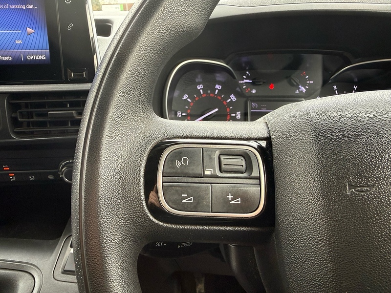 Toyota 1.5 BlueHDi Icon L1 H1 SWB PANEL VAN - WHITE