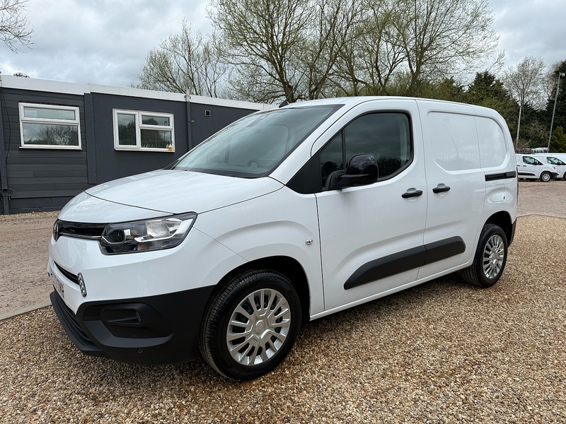 Toyota 1.5 BlueHDi Icon L1 H1 SWB PANEL VAN - WHITE