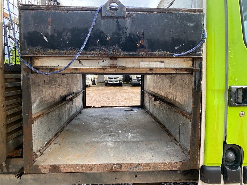 Vauxhall 2.5 Tipper Manual Diesel