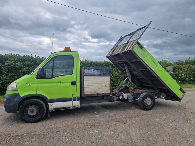 Vauxhall 3500 2.5 DTI LWB TIPPER - STOARGE LOCKER 2.5 Tipper Manual Diesel