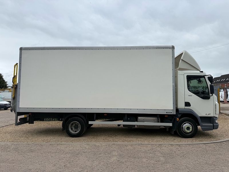 DAF Box Van With Taillift 7.5 Ton Manual 4 X 2 4.5 Box Van Diesel