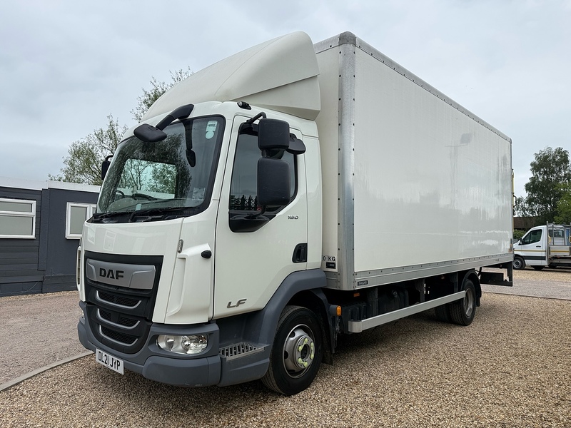 DAF Box Van With Taillift 7.5 Ton Manual 4 X 2 4.5 Box Van Diesel