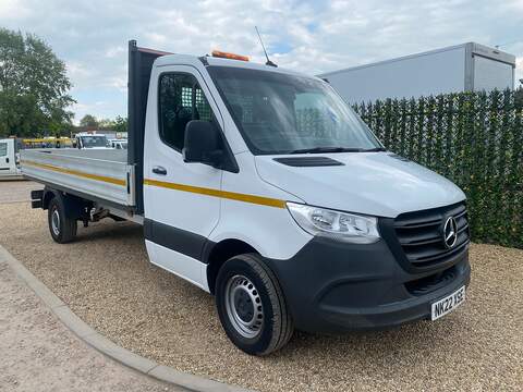 315 2.0 CDI Progressive L3 LWB DROPSIDE - WHITE