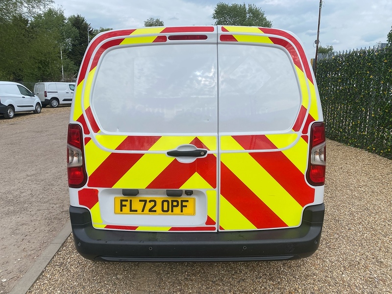 Toyota 1.5 BlueHDi Icon L1 H1 SWB PANEL VAN - WHITE