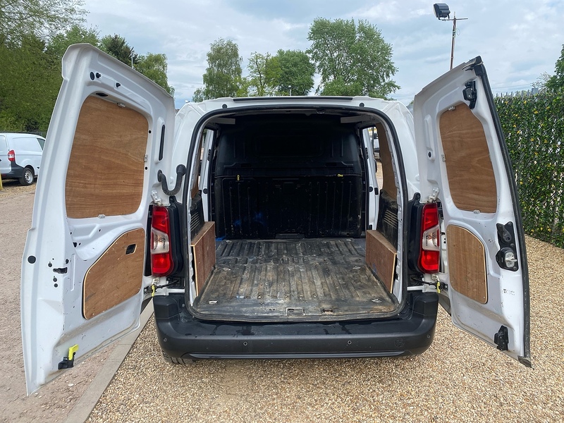 Toyota 1.5 BlueHDi Icon L1 H1 SWB PANEL VAN - WHITE
