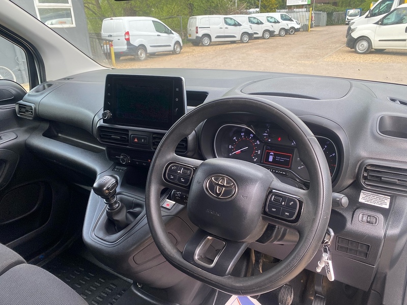 Toyota 1.5 BlueHDi Icon L1 H1 SWB PANEL VAN - WHITE