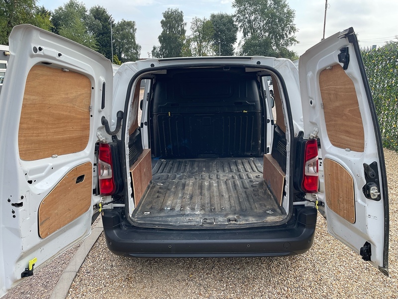 Toyota 1.5 BlueHDi Icon L1 H1 SWB PANEL VAN - WHITE