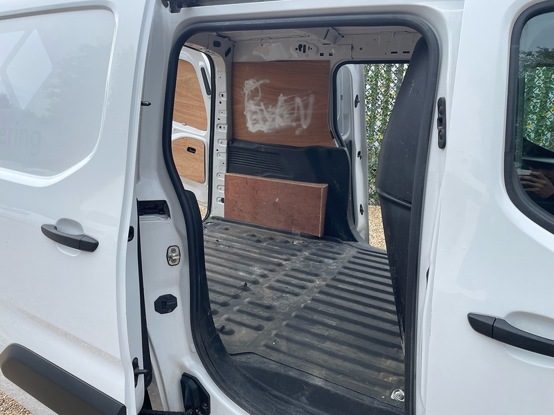 Toyota 1.5 BlueHDi Icon L1 H1 SWB PANEL VAN - WHITE