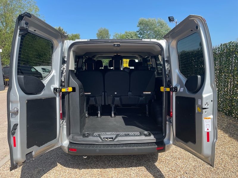 Ford 320 2.0 EcoBlue Trend L2 H1 LWB MINIBUS - 9 SEATS