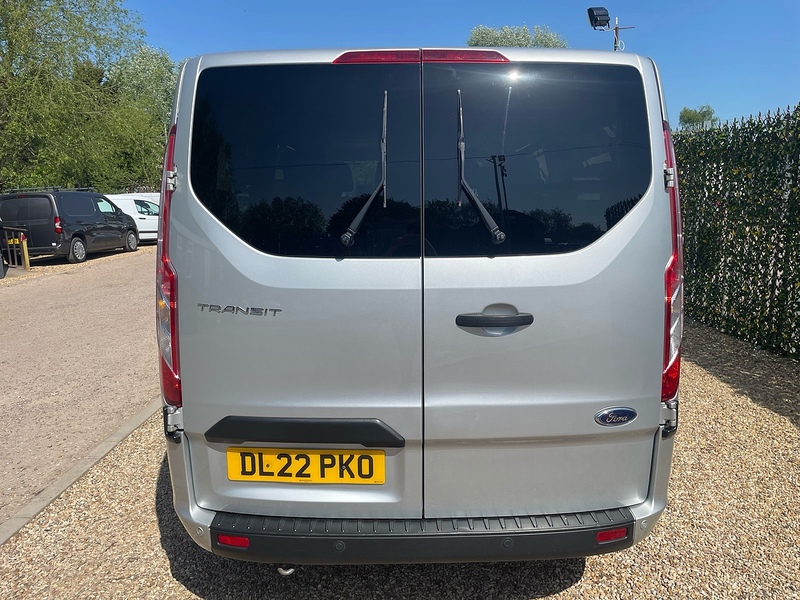 Ford 320 2.0 EcoBlue Trend L2 H1 LWB MINIBUS - 9 SEATS