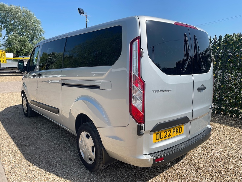 Ford 320 2.0 EcoBlue Trend L2 H1 LWB MINIBUS - 9 SEATS