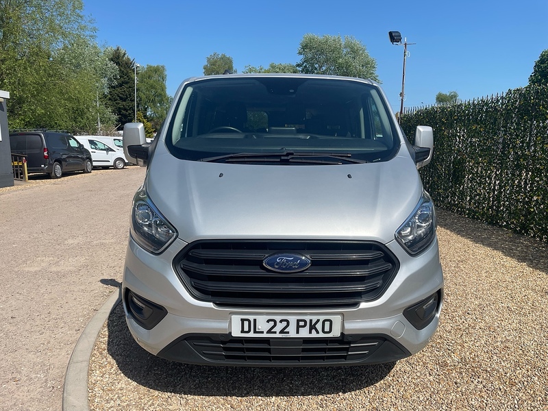 Ford 320 2.0 EcoBlue Trend L2 H1 LWB MINIBUS - 9 SEATS