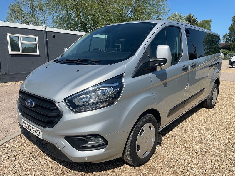 Ford 320 2.0 EcoBlue Trend L2 H1 LWB MINIBUS - 9 SEATS