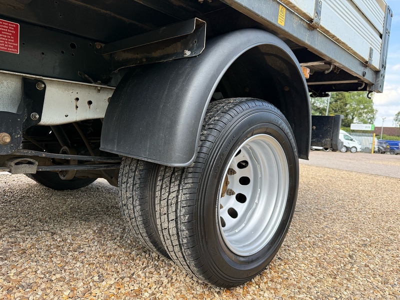 Ford 350 EcoBlue Leader 2.0 DOUBLE CAB TIPPER - WHITE