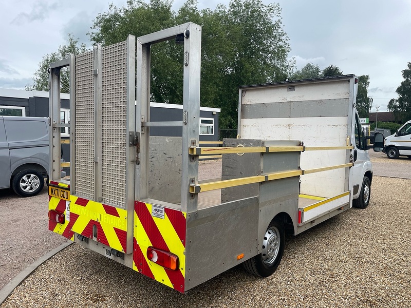 Peugeot 2.2 BlueHDi 335 L3 LWB LOW & GO TAIL RAMP - PLANT TRUCK