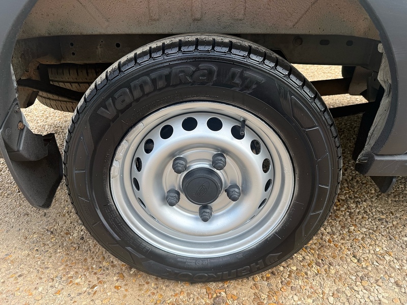 Ford 350 2.0 EcoBlue Leader L2 H2 MWB PANEL VAN 4X4 ADW - WHITE 2.0 5dr Panel Van Manual Diesel