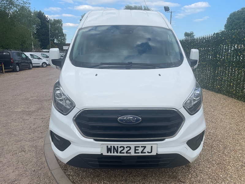 Ford 300 EcoBlue Limited L1 H2 PANEL VAN 2.0 5dr Panel Van Manual Diesel
