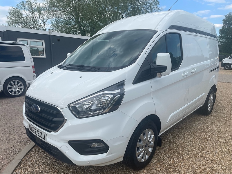Ford 300 EcoBlue Limited L1 H2 PANEL VAN 2.0 5dr Panel Van Manual Diesel