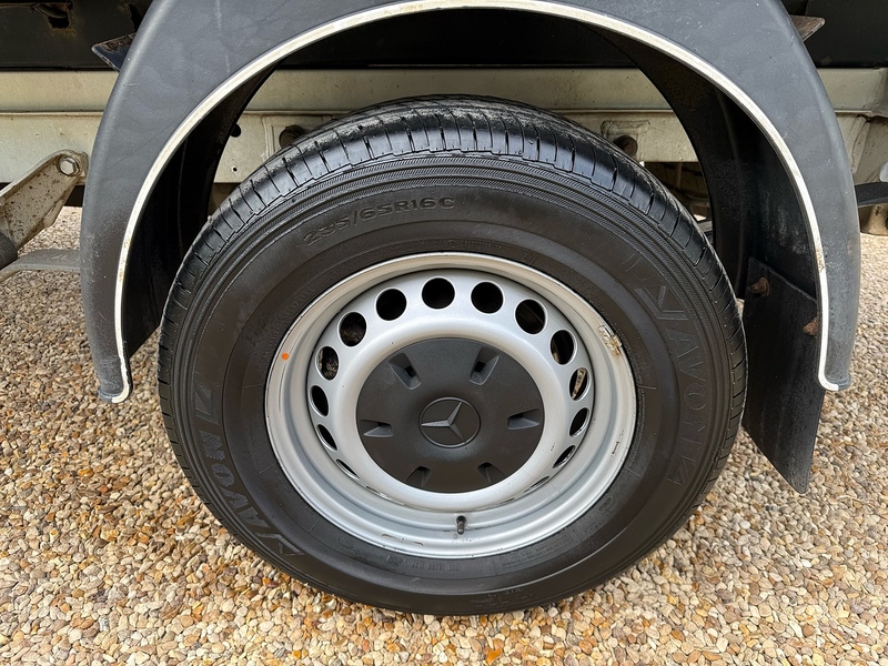 Mercedes-Benz 314 2.1 CDI L3 LWB DOUBLE CAB TIPPER - STORAGE CAB