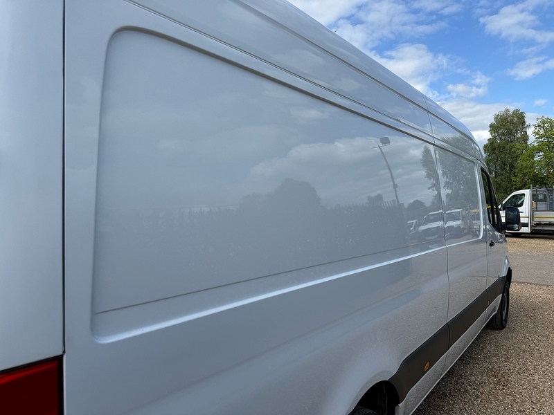 Mercedes-Benz 315 CDI Progressive 2.0 L3 LWB PANEL VAN - WHITE