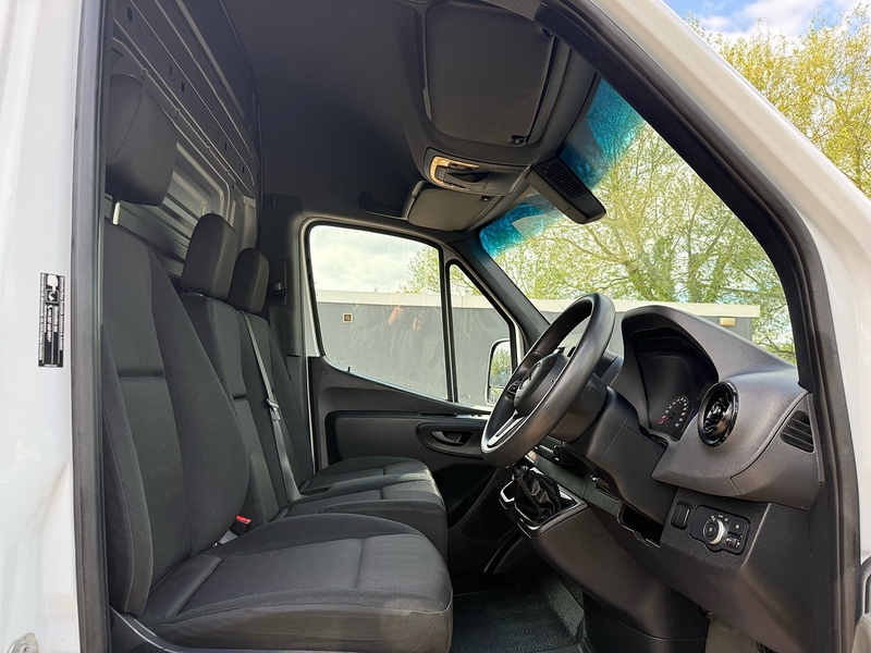 Mercedes-Benz 315 CDI Progressive 2.0 L3 LWB PANEL VAN - WHITE